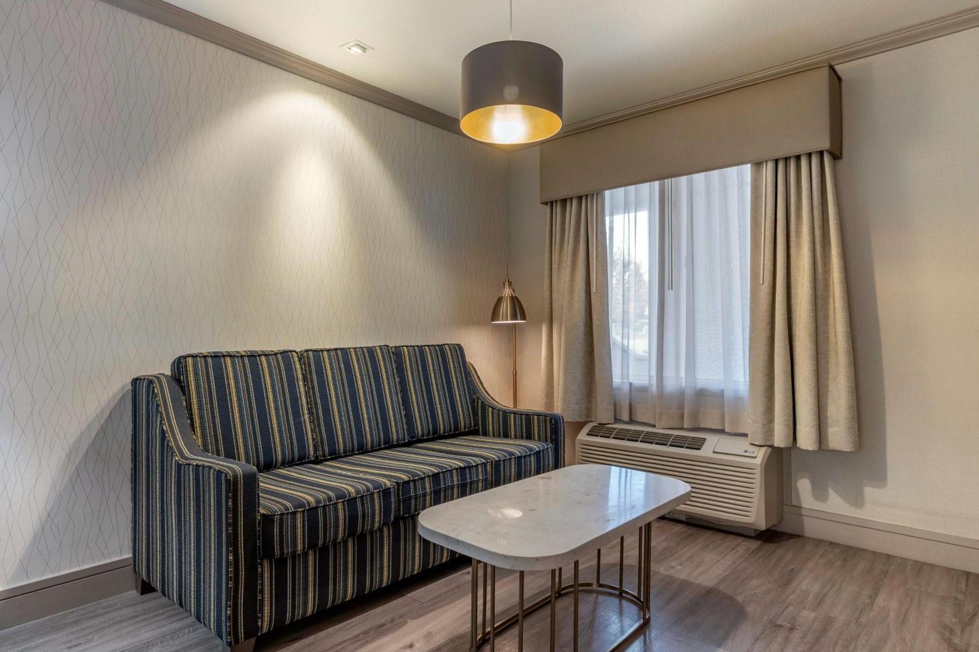 Best Western Plus Executive Suites Redwood Stadt Exterior foto